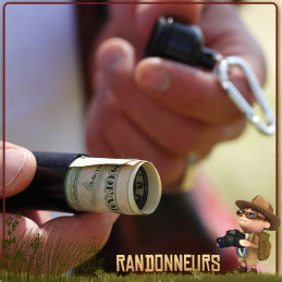 Mini container étanche avec anneau de fixation et mousqueton pour la protection de votre petit équipement